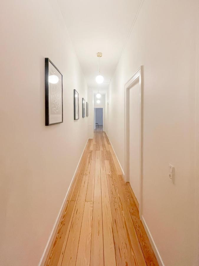 Apartamento Large & Modern 4 Bedroom *
