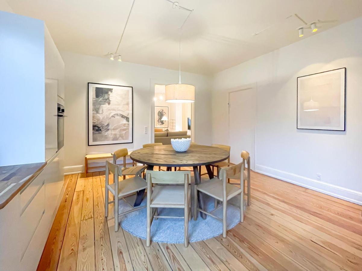 Large & Modern 4 Bedroom Lägenhet Köpenhamn