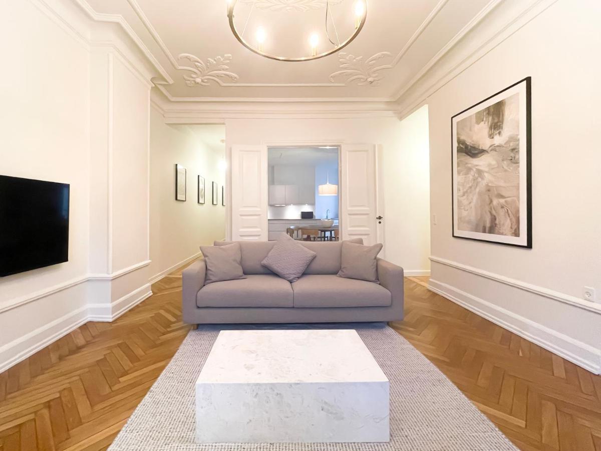 Lägenhet Large & Modern 4 Bedroom Köpenhamn